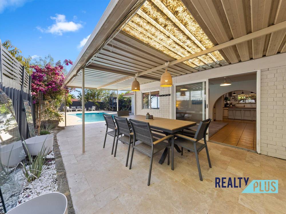7 Ashbourne Way, HAMILTON HILL, WA 6163