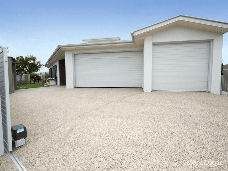 26 East Quay Drive, BIGGERA WATERS, QLD 4216