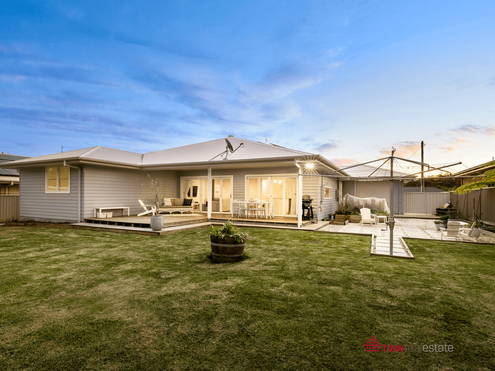 8 Thirteenth Avenue, SAWTELL, NSW 2452