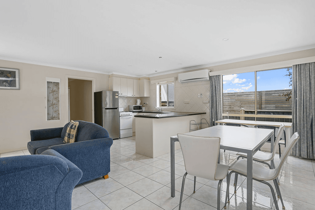 35 Joyce Street, APOLLO BAY, VIC 3233