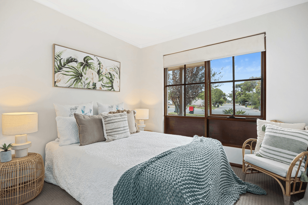 64 Emmerson Drive, MORPHETT VALE, SA 5162