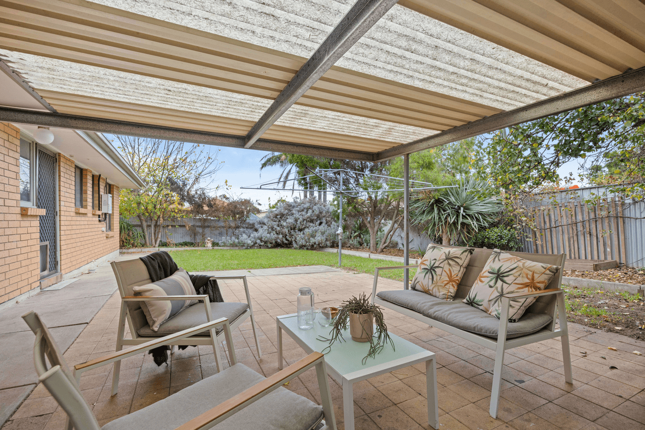 64 Emmerson Drive, MORPHETT VALE, SA 5162