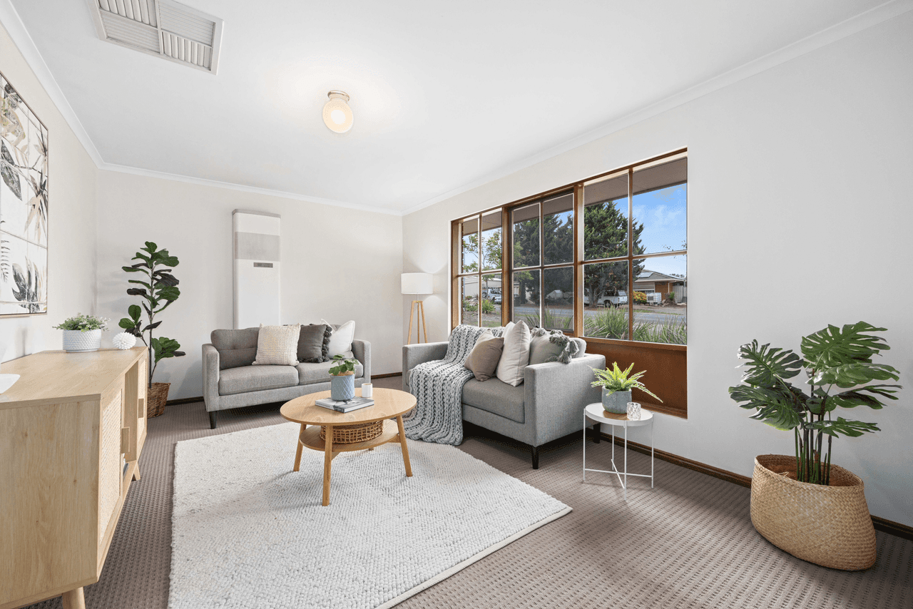 64 Emmerson Drive, MORPHETT VALE, SA 5162