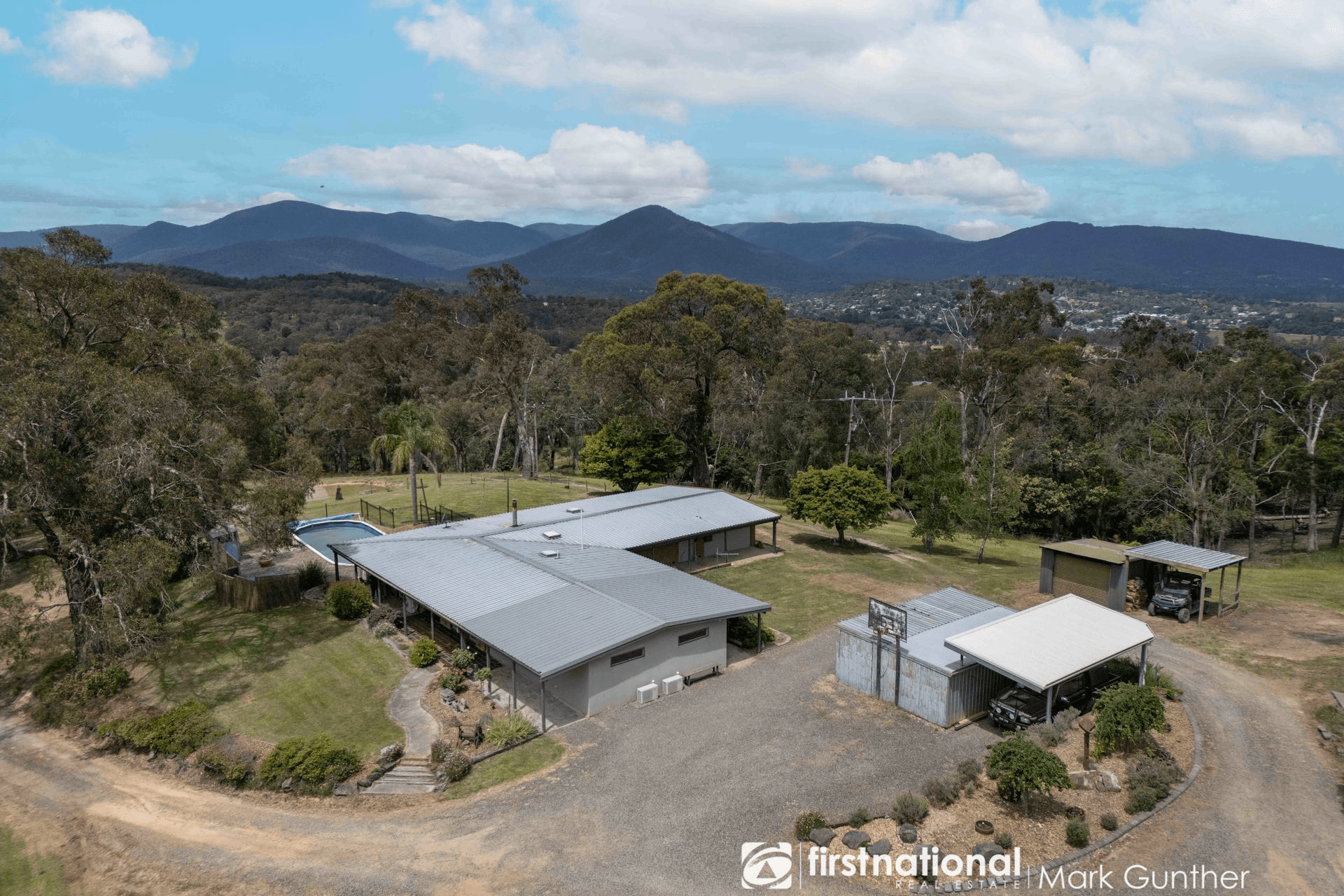 1 Merlin Street, Chum Creek, VIC 3777