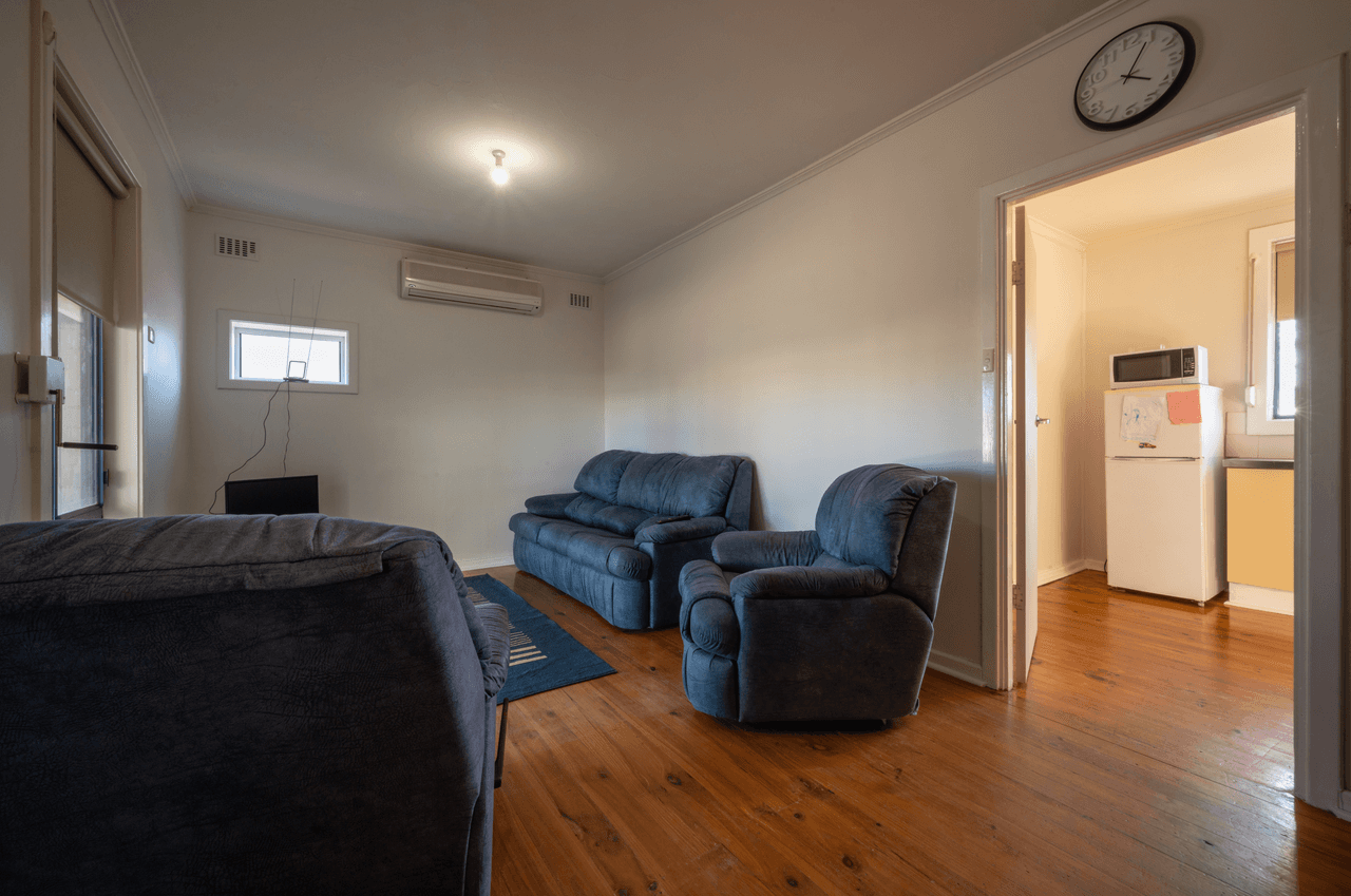 16 Perkins Street, WHYALLA STUART, SA 5608