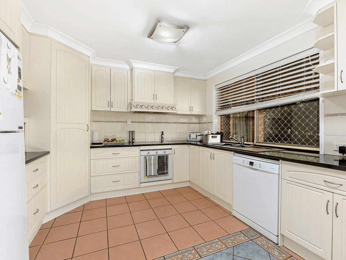 15 Haswell Court, Raceview, QLD 4305