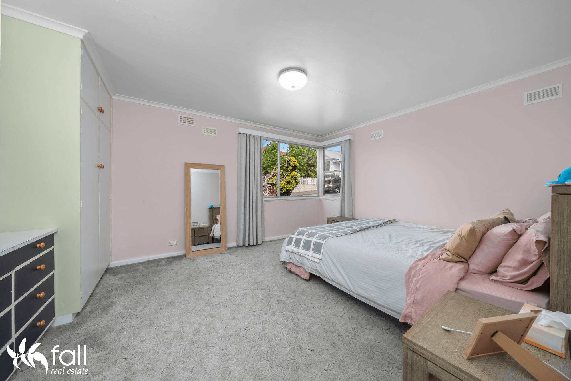 1/10 Abermere Avenue, MOUNT STUART, TAS 7000