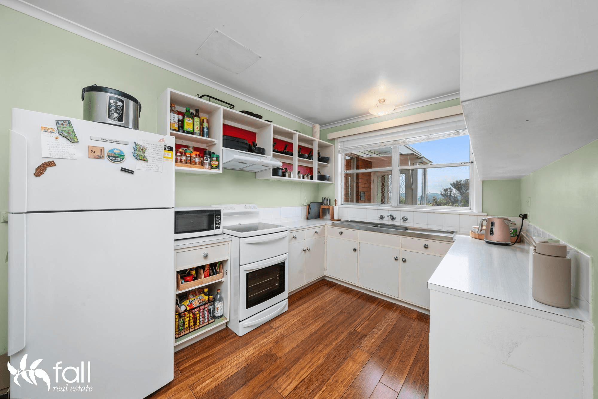 1/10 Abermere Avenue, MOUNT STUART, TAS 7000