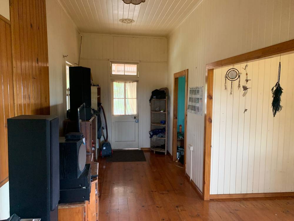 14 Lassig St, Moore Park Beach, QLD 4670