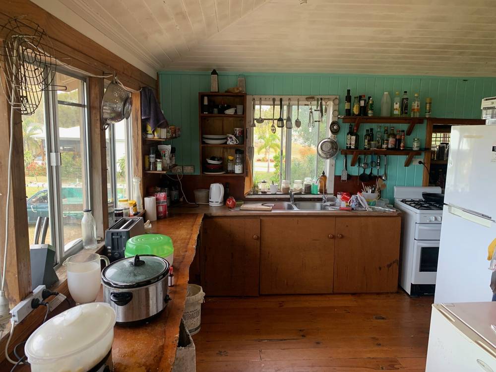 14 Lassig St, Moore Park Beach, QLD 4670