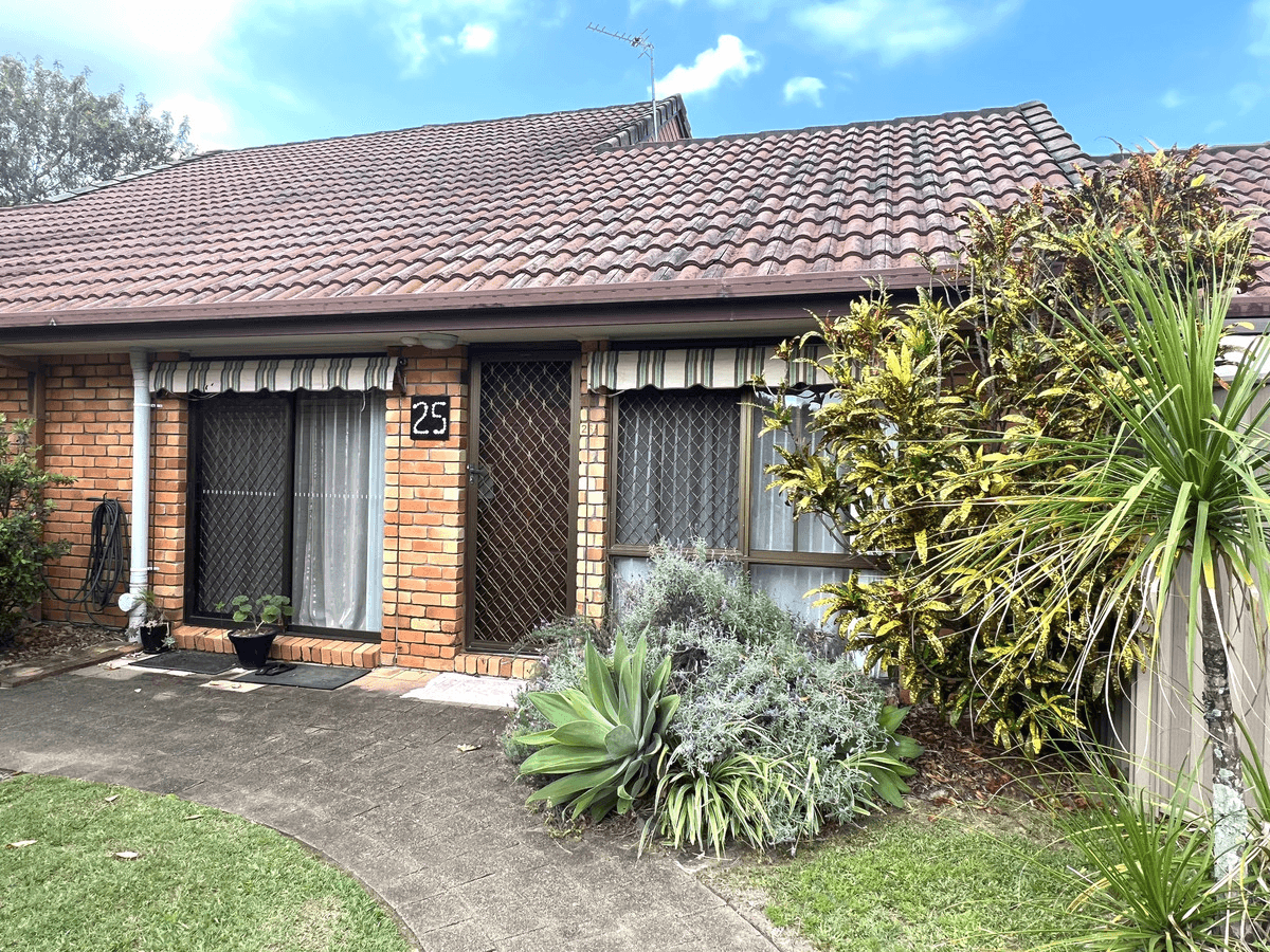 25/172 Barrier Reef Drive, Mermaid Waters, QLD 4218