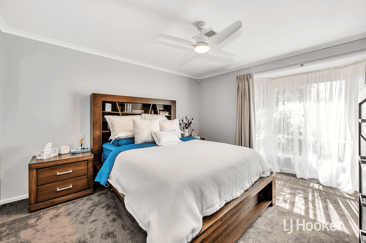 18 Platten Avenue, HILLBANK, SA 5112