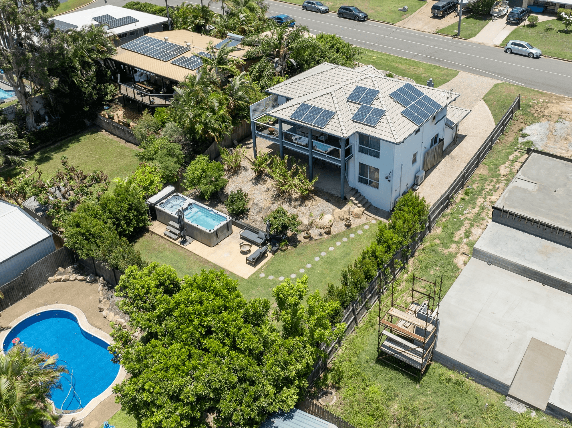 40 Booth Avenue, TANNUM SANDS, QLD 4680