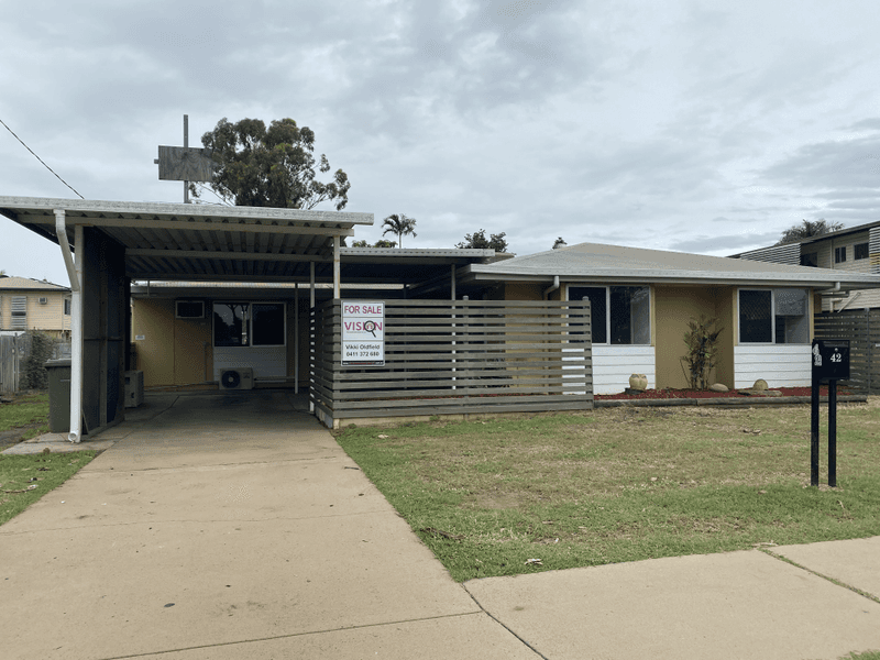 42 Clements St, Moranbah, QLD 4744