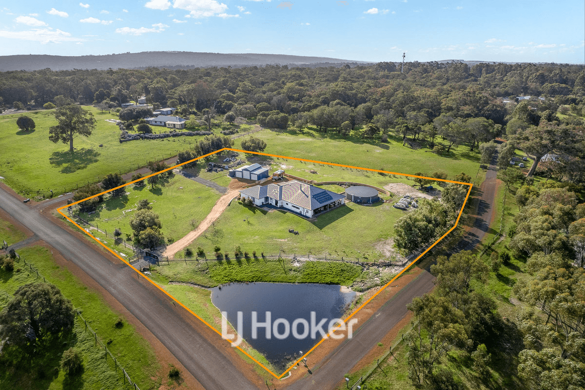 20 Hebrides Close, QUINDALUP, WA 6281