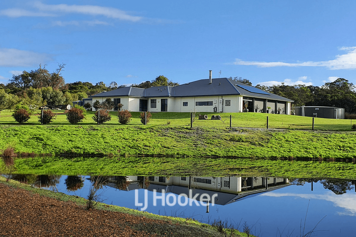 20 Hebrides Close, QUINDALUP, WA 6281