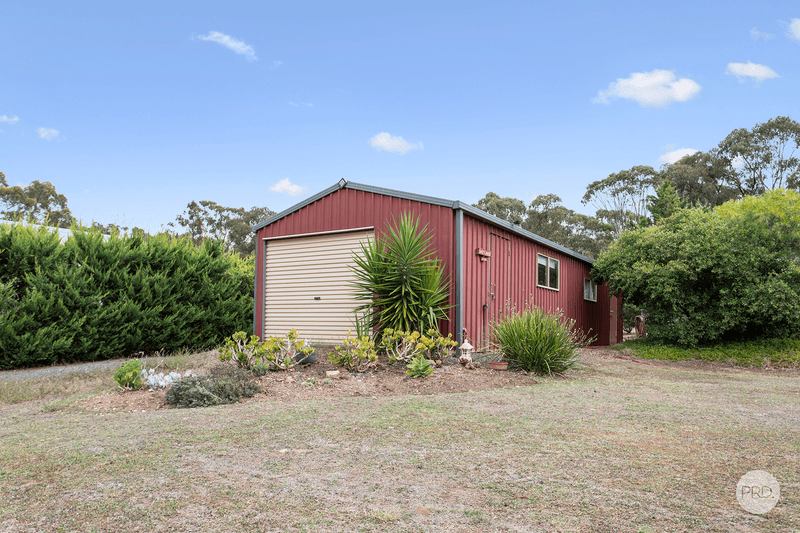 14 Michelle Drive, MAIDEN GULLY, VIC 3551