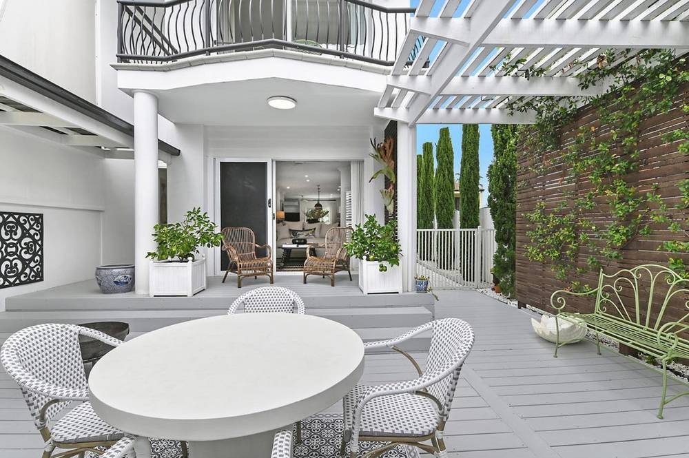 2/22 Birt Avenue, Surfers Paradise, QLD 4217