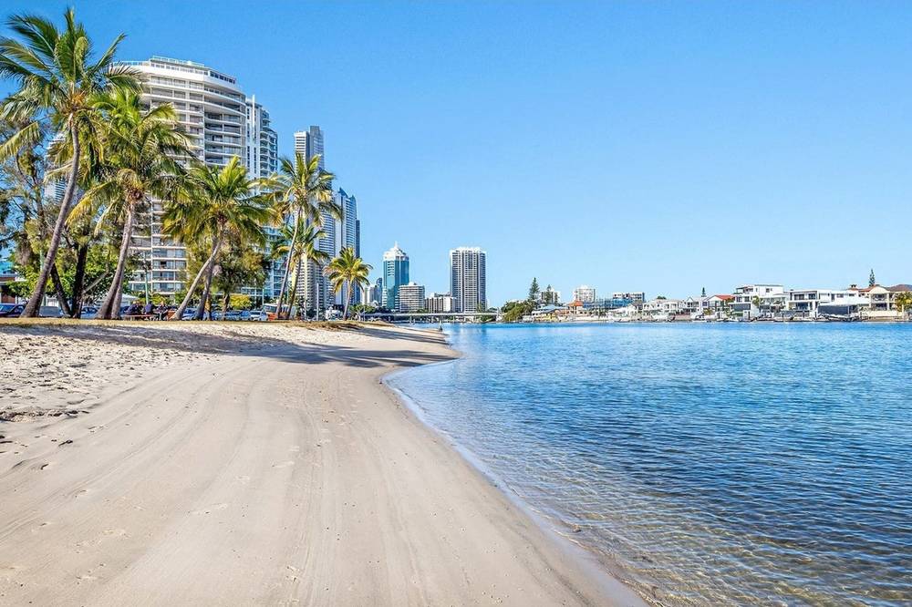 2/22 Birt Avenue, Surfers Paradise, QLD 4217