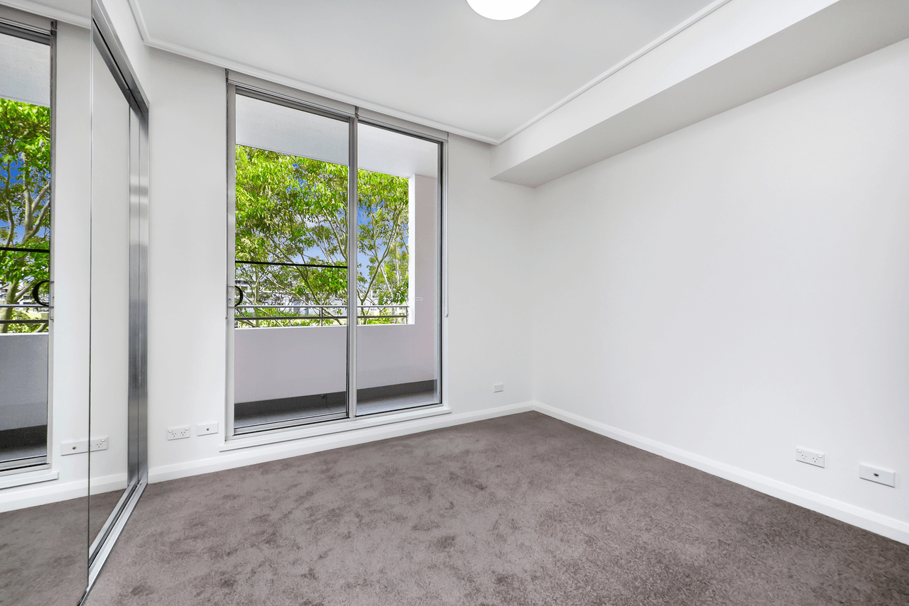 680/4 The Crescent, WENTWORTH POINT, NSW 2127