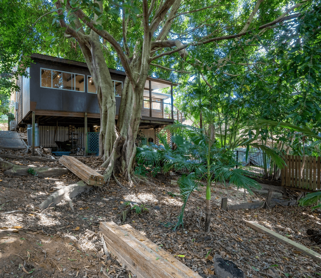 28 Mitchell Avenue, MOLENDINAR, QLD 4214