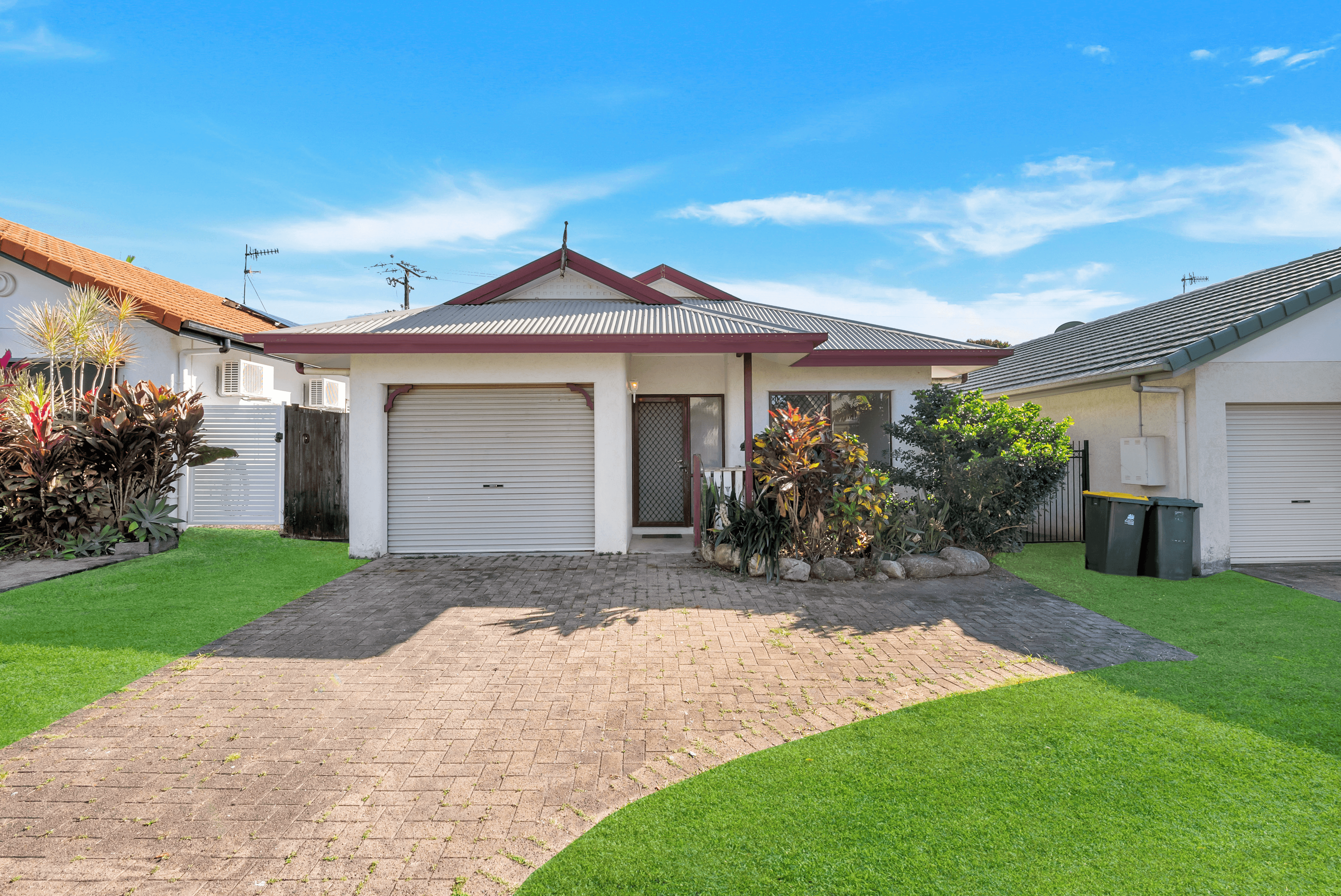 30 Silky Oak Court, MOOROOBOOL, QLD 4870