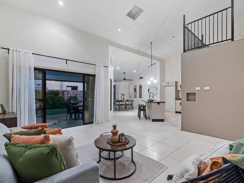 22 Waterville Drive, THORNLANDS, QLD 4164