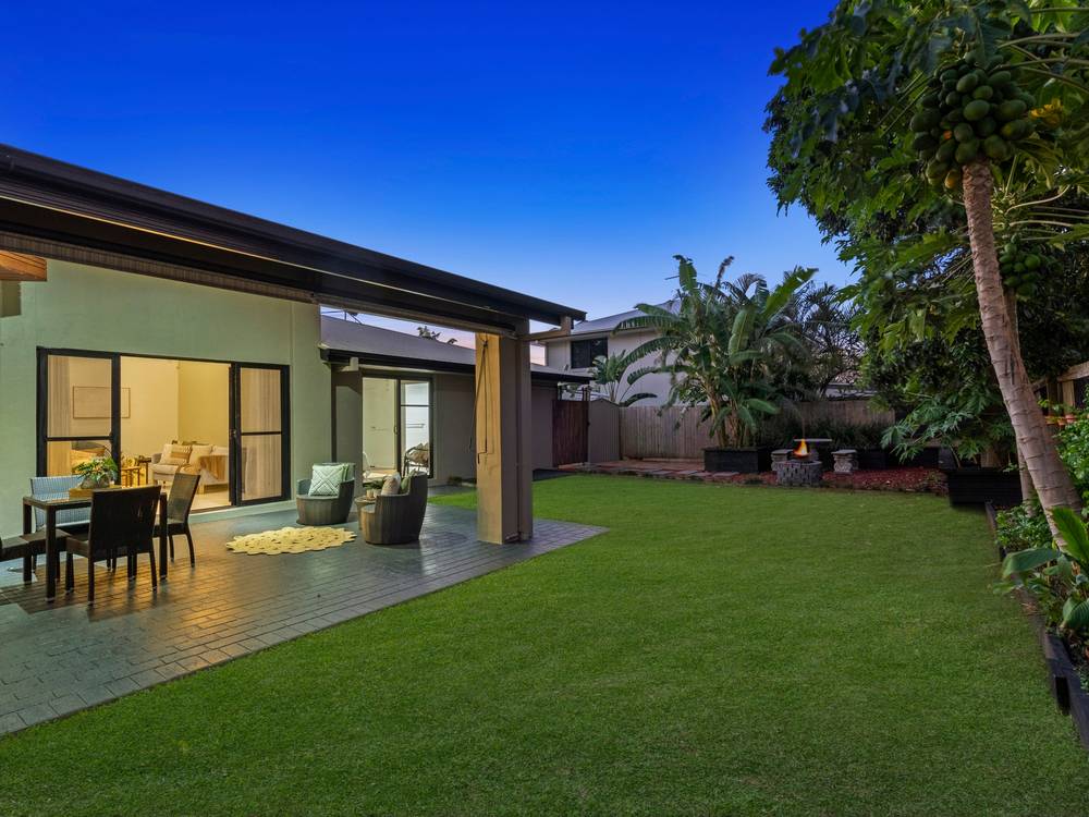 22 Waterville Drive, THORNLANDS, QLD 4164