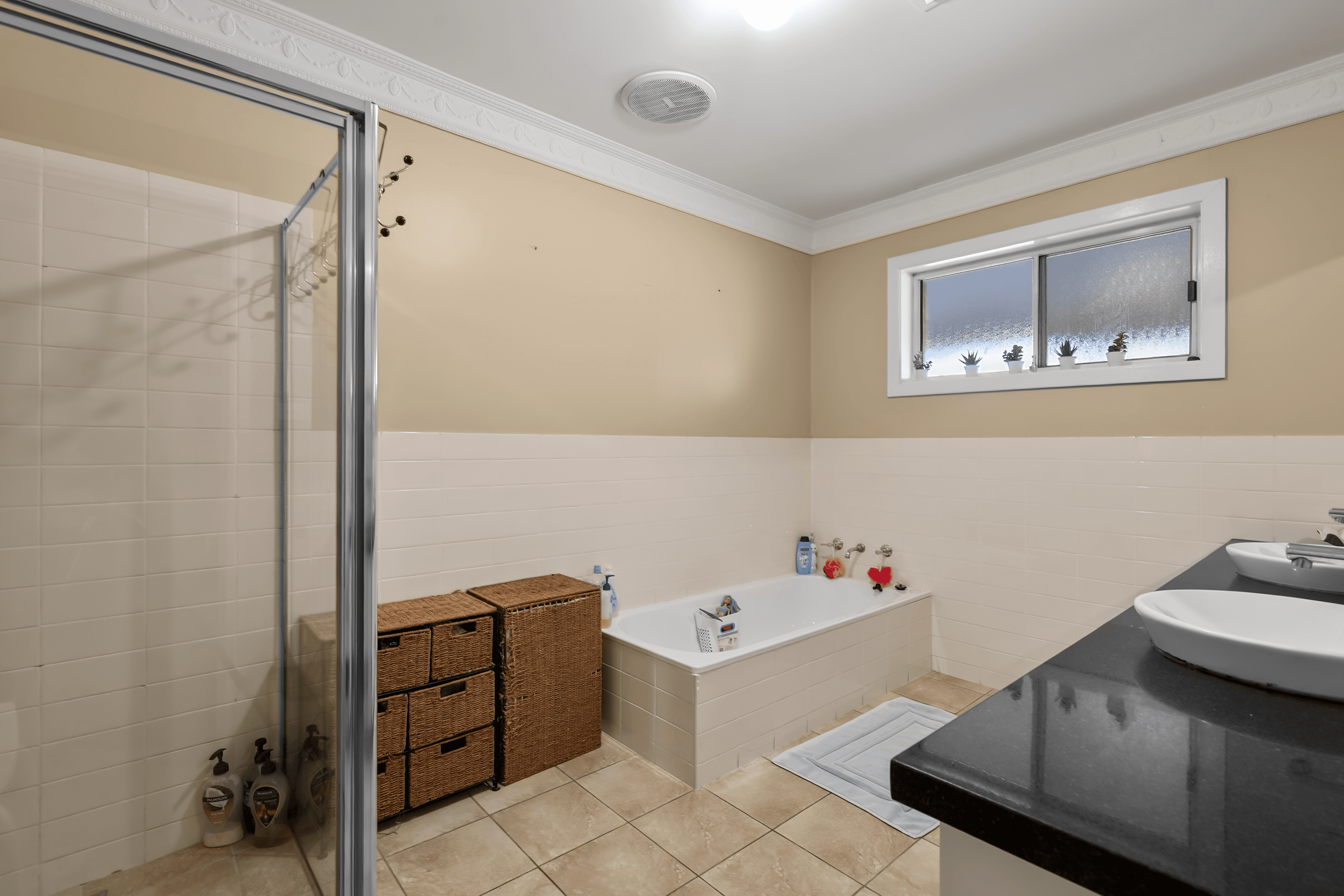 33 Run-O-Waters Drive, GOULBURN, NSW 2580
