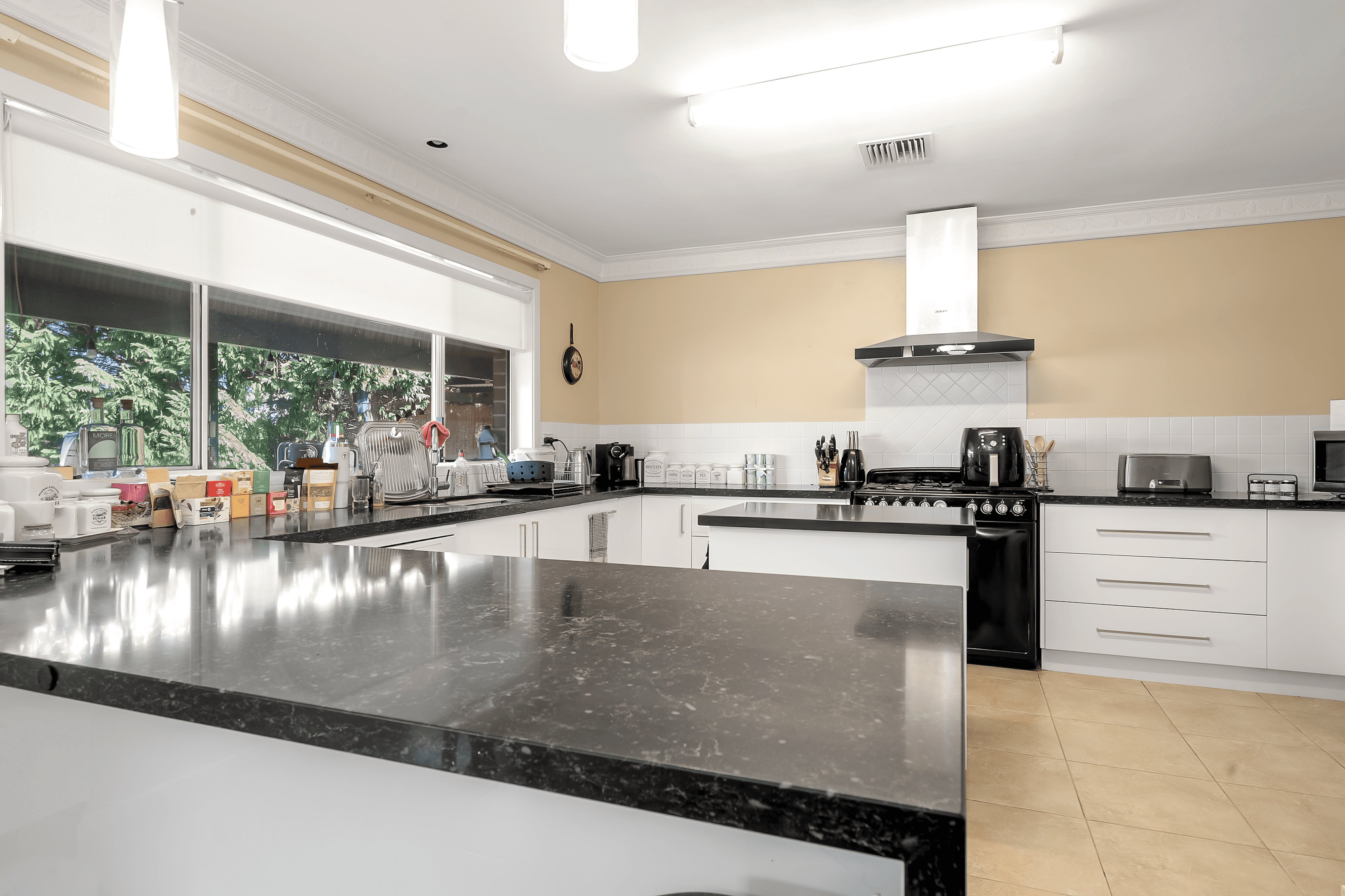 33 Run-O-Waters Drive, GOULBURN, NSW 2580