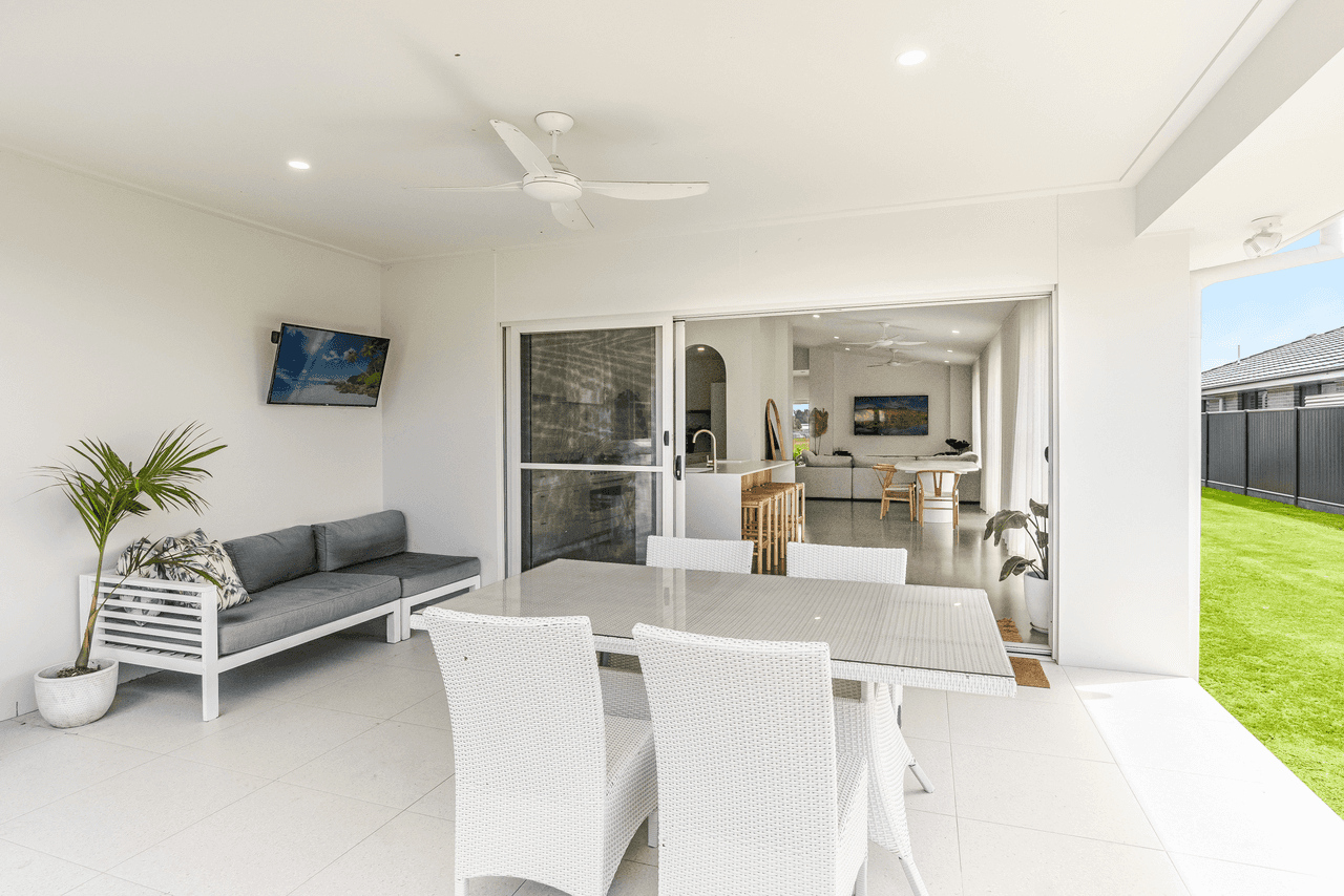 13 Ffloyd Court, YAMBA, NSW 2464