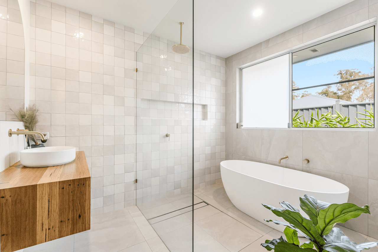 13 Ffloyd Court, YAMBA, NSW 2464