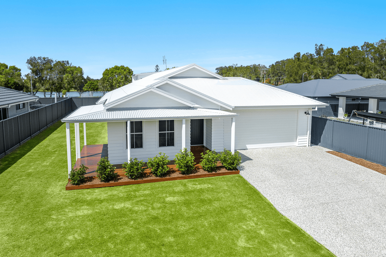 13 Ffloyd Court, YAMBA, NSW 2464