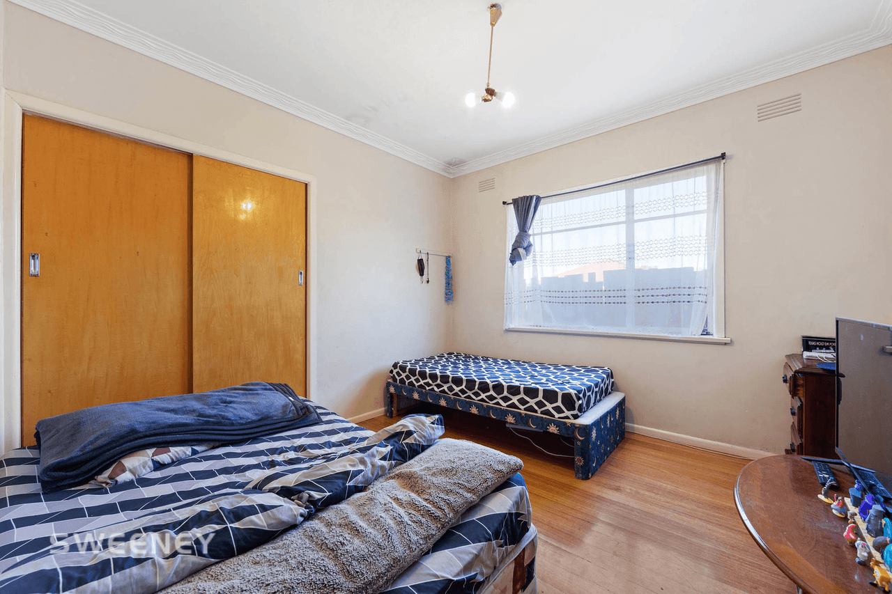 3 Avondale Avenue, St Albans, VIC 3021