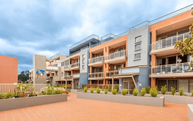 57/548-556 Cnr Woodville Road & Henry Street, Guildford, NSW 2161