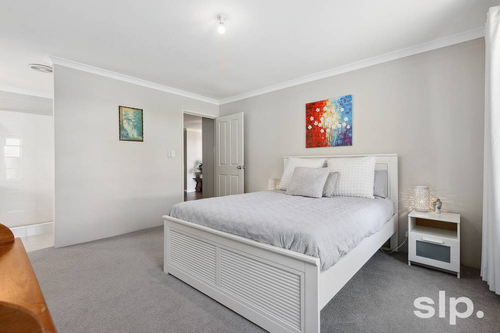 21 Honeydew Trail, Wannanup, WA 6210