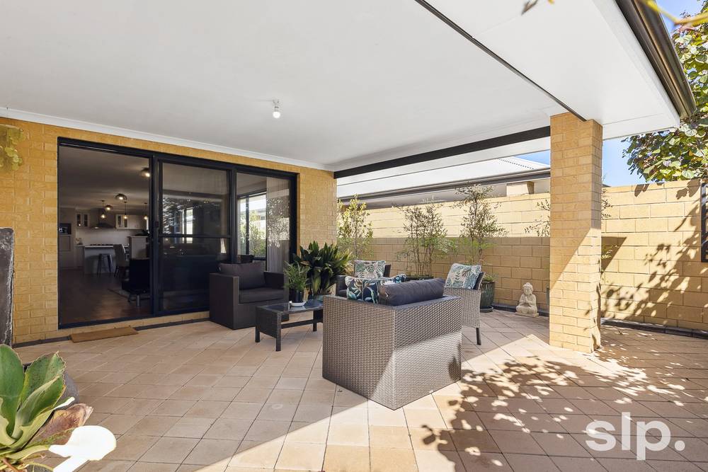 21 Honeydew Trail, Wannanup, WA 6210