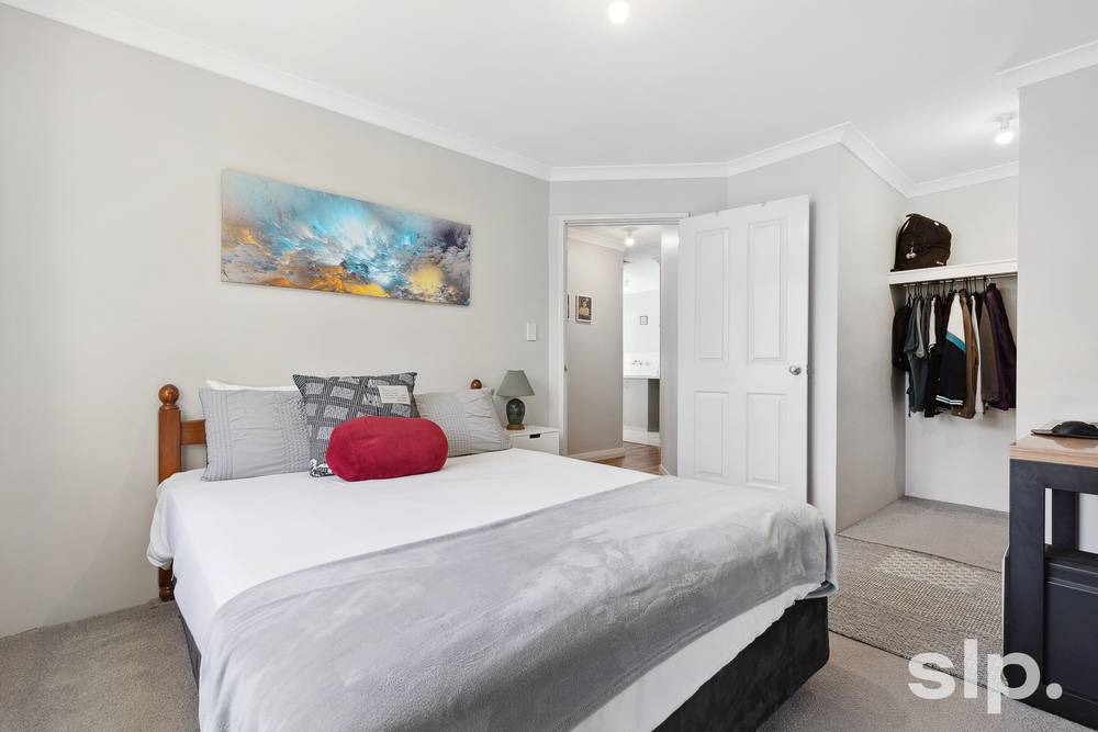 21 Honeydew Trail, Wannanup, WA 6210