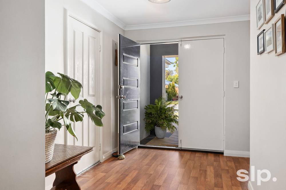 21 Honeydew Trail, Wannanup, WA 6210