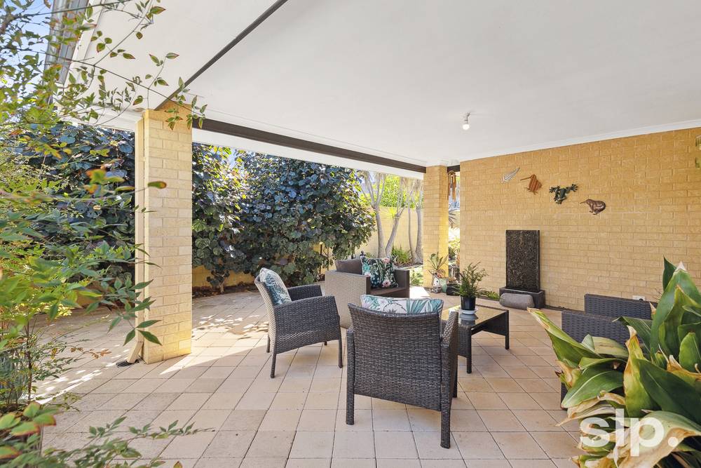 21 Honeydew Trail, Wannanup, WA 6210
