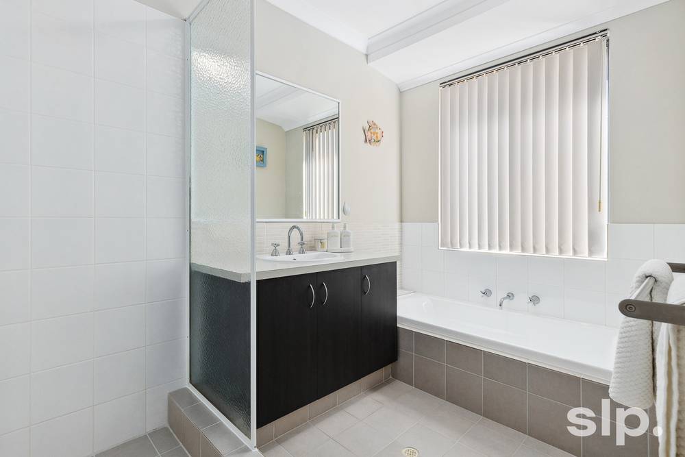 21 Honeydew Trail, Wannanup, WA 6210