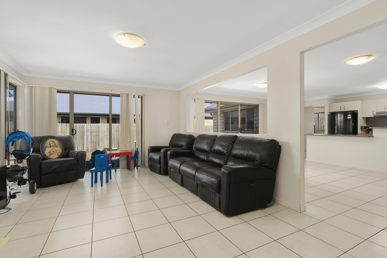 21 Tinsey Ct, CABOOLTURE, QLD 4510