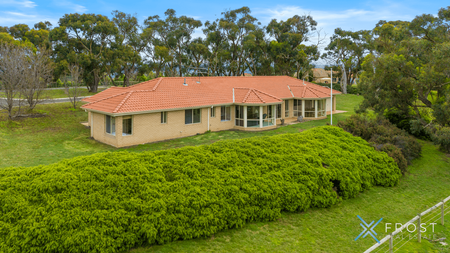 27 Eastern Ridge, Hidden Valley, VIC 3756