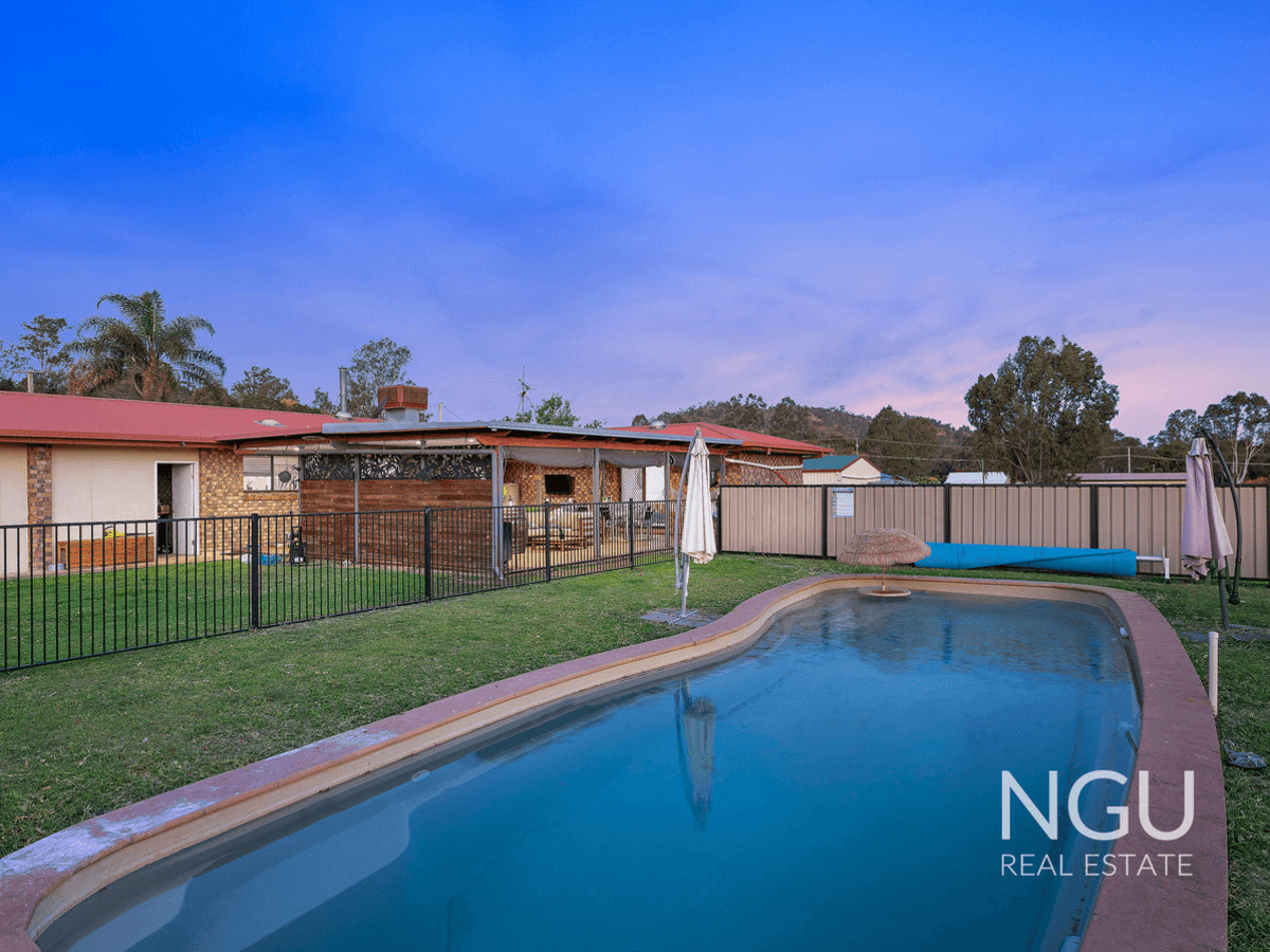 15 Ivy Place, Fernvale, QLD 4306