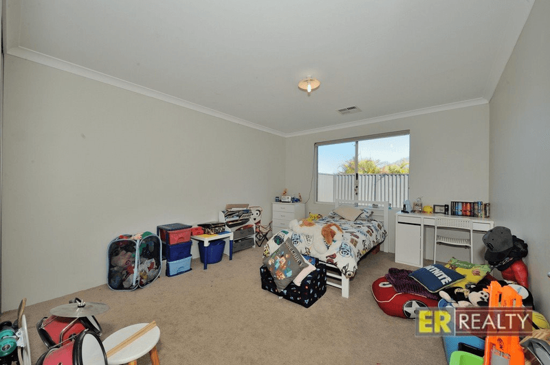 37 Ballybofey Loop, BULLSBROOK, WA 6084