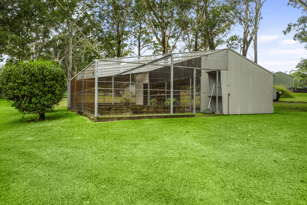 7 South Esk Drive, SEAHAM, NSW 2324