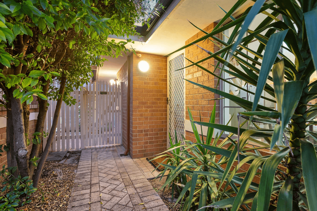 7/132 Flinders Street, Yokine, WA 6060