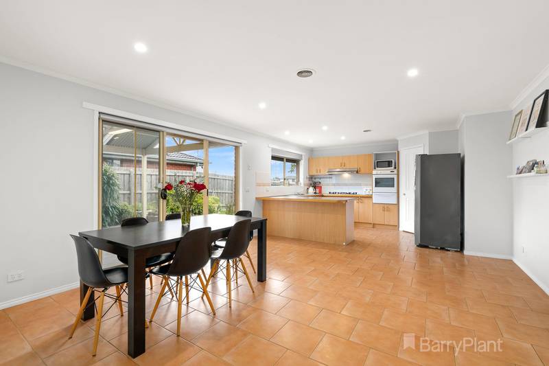 51 Bounty Way, Berwick, VIC 3806