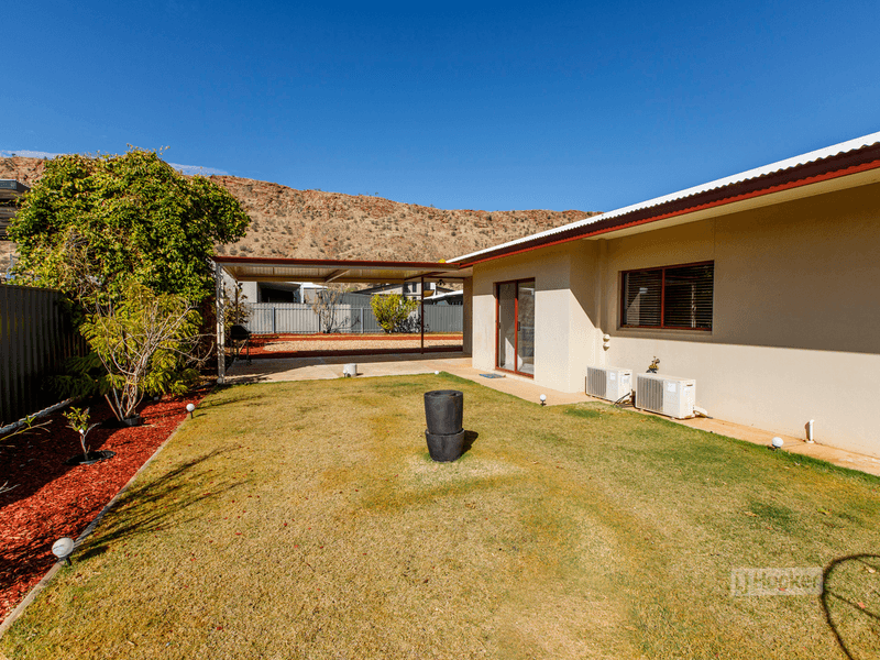 35 Irrampenye Street, MOUNT JOHNS, NT 0874