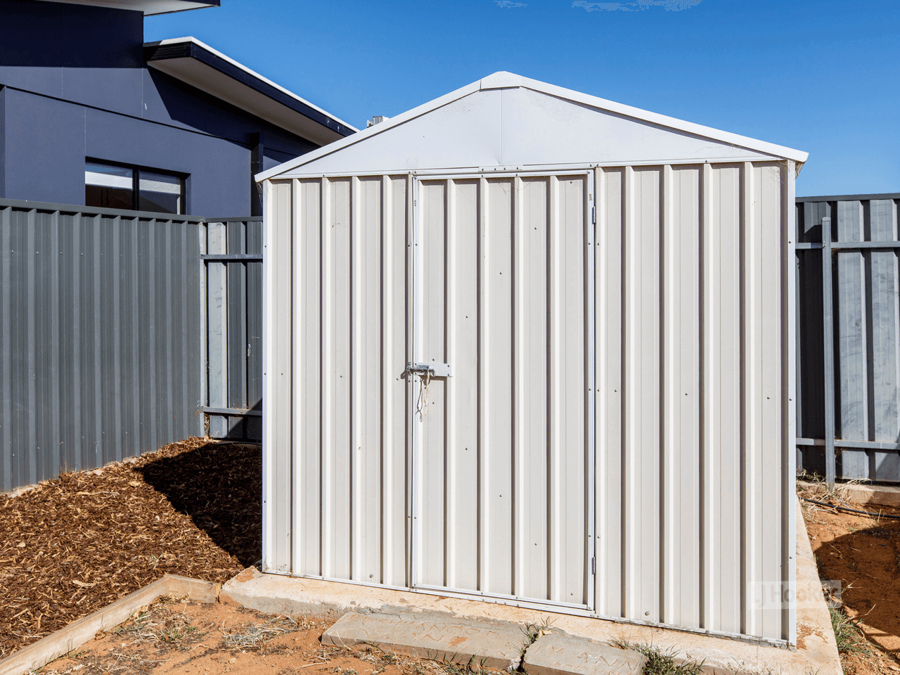 35 Irrampenye Street, MOUNT JOHNS, NT 0874